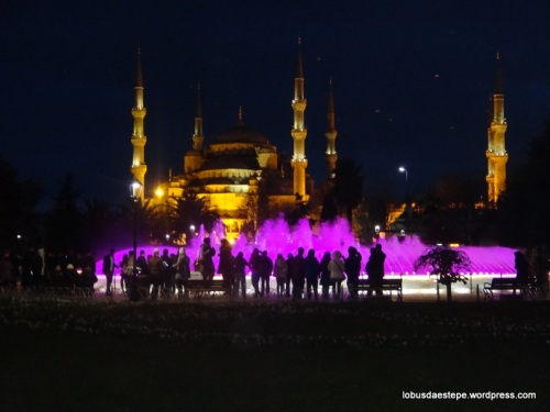 Istambul- Mesquita Azul vista noturna